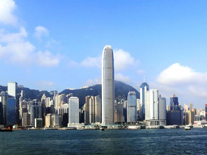 明报社评：三大变化改写香港 金融中心前景难言