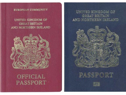英国护照封面将换回蓝色 内政大臣称找回国家认同