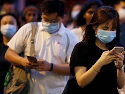 新加坡不再盲从WHO 将分发可重复使用口罩