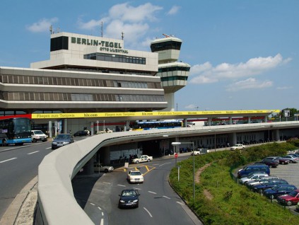 疫情致客流断崖式下跌 德国柏林最大机场计划暂时关闭