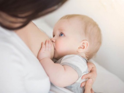 德国研究团队在母乳中验出新冠病毒 全球首例