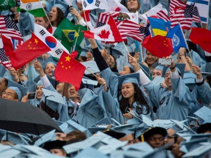 美国政府可能发动教育战 取消一些中国留学生签证