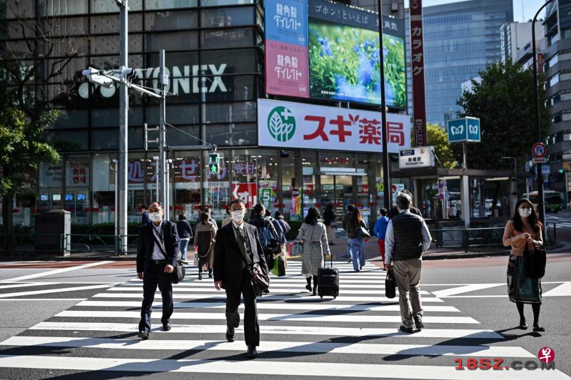 日本7月至9月份国内生产总值折合年率环比增长21.4%，经济学家此前预计为增长18.9%。