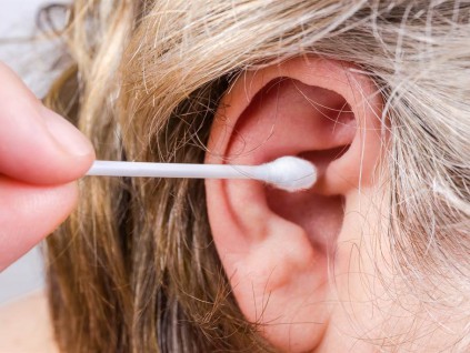 英国发明靠掏耳朵便可侦测疾病的探针 且在家就能测