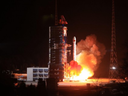 中国长三乙火箭成功发射通信技术试验卫星六号