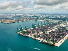 47艘集装箱船排队等待卸载 新加坡港口严重拥堵