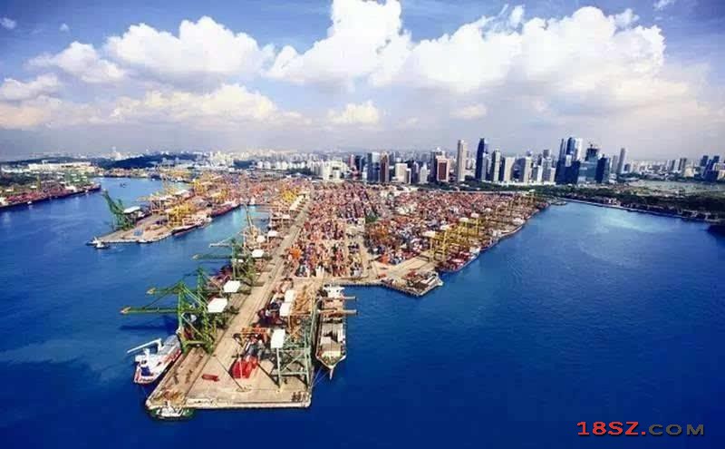 新加坡港口
