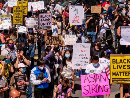 洛杉矶亚裔示威 华侨：30年来首见亚裔大团结