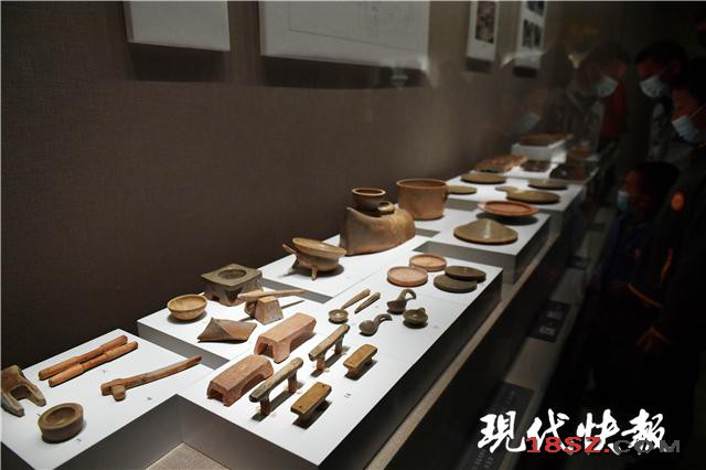 丁奉墓群文物首展