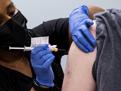 完整接种疫苗仍会得新冠 美国研究揭染疫机率