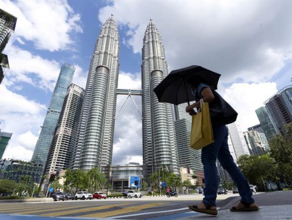 连5日破5000人确诊 马来西亚宣布全国封锁无限期延长