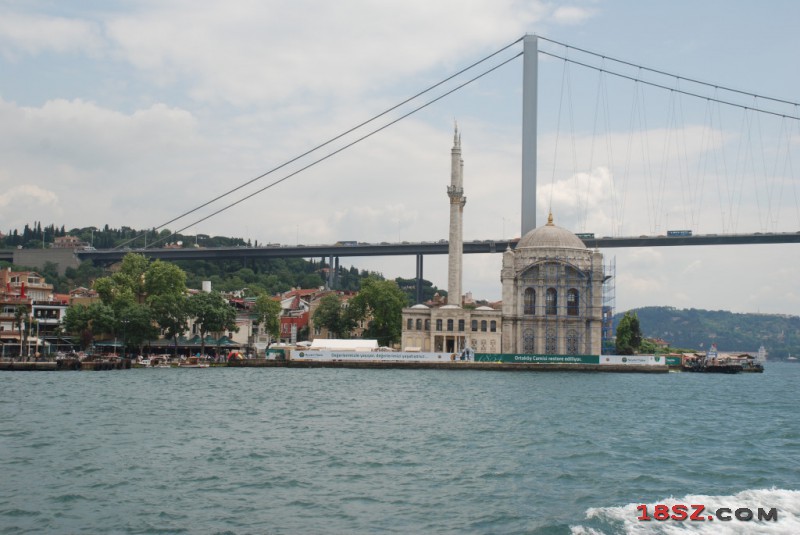 伊斯坦布尔第三大桥