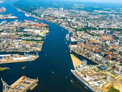 中国远洋拟入股德国汉堡港 谈判进入最后关头