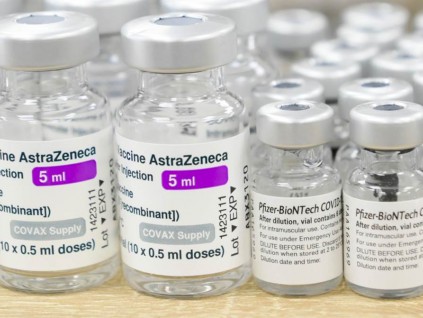 BNT疫苗保护力下降速度较AZ快 可能原因曝光
