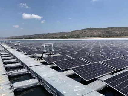 中国晶科能源太阳能电池板被美国海关扣留