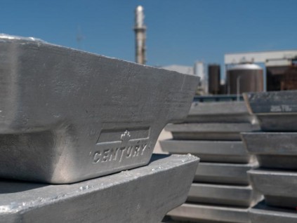 美国与欧盟就取消钢铝关税达成协议 化解三年争端