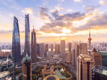 中国前三季GDP十强城市 4城逾2万亿 重庆紧追广州