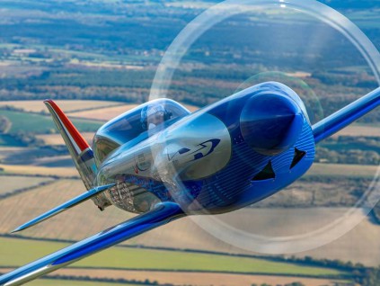 劳斯莱斯电动飞机「创意号」 打破速度记录