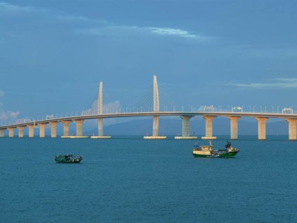 台湾海峡通道北线方案最受青睐 汽车1.5小时火车60分钟