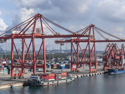 韩正：推动海南自由贸易港建设 抓紧全岛封关运作准备等工作