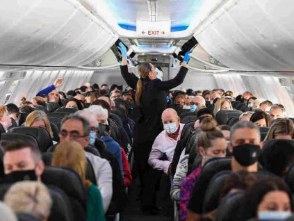 飞机​上​染奥密克戎病毒 风险​比染德尔塔​​多二至三倍
