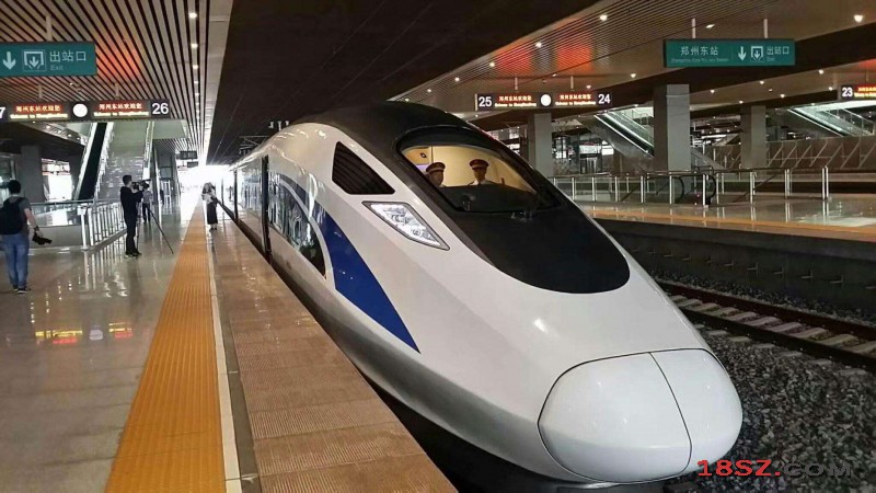 中国高铁营运里程突破4万公里