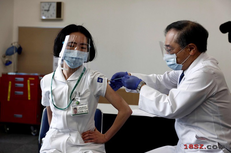 日本政府考虑安排高龄者及一般民众加速接种疫苗