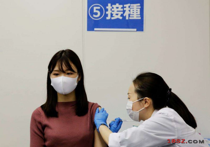 日本政府考虑安排高龄者及一般民众加速接种疫苗