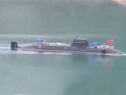 中国新潜舰和西方完全不同 在走自己的路