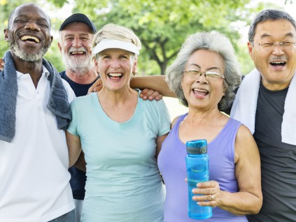 日本最新研究：8项健康生活方式 中老年也能有效延寿