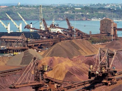 华尔街日报：中国将组建新国有集团以控制铁矿石进口
