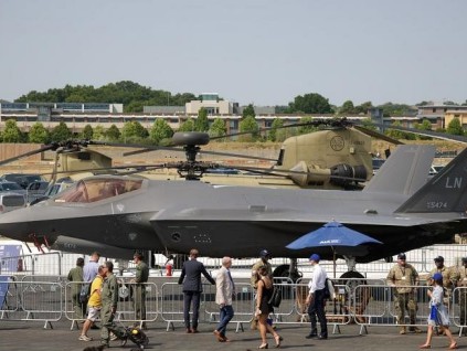 英国范堡罗国际航空展 F-35A战斗机亮相