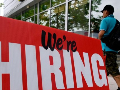 美国8月非农就业新增31.5万人 失业率升至3.7%