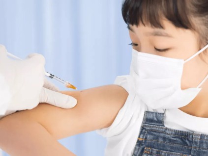 港大研究发现儿童和青少年打两针疫苗重症保护率逾九成