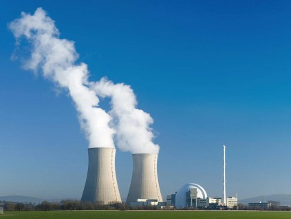 核电占全球能源份额降至40年新低 风力与太阳能首度超前