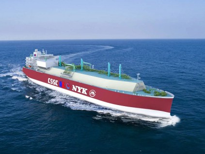 中国大型LNG运输船「武当」号提前完工交付
