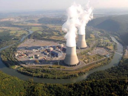 法国核反应堆复工不再缺电 重回电力出口国之列