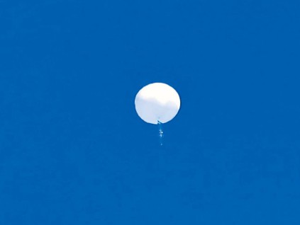 升高望远刺探敌情 间谍气球已使用超过百年
