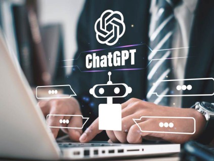 ChatGPT掀中国科技产业人才战 开10万人民币月薪抢人