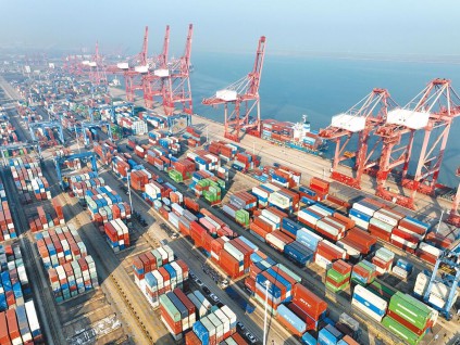 中国近三年贸易顺差1.9兆美元 外汇储备未同步增长