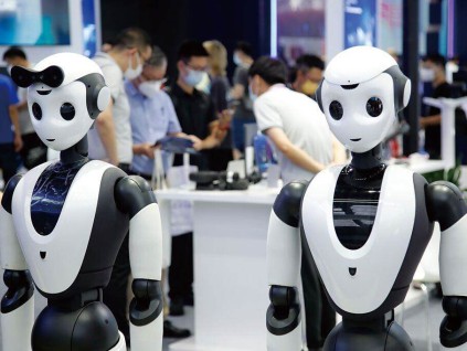 中国工信部：加快布局人形机器人 全面推进6G研发