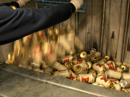 「啤酒界香槟」欧洲碰壁 逾两千罐美乐啤酒遭比利时销毁