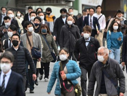日本或月底前放宽入境检疫规定 将新冠降为流感同级