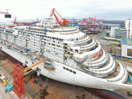 中国首艘国产大型邮轮「爱达·魔都号」今年底交付营运