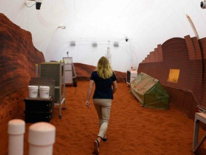 NASA：四志愿者将在模拟火星实验栖地住一年