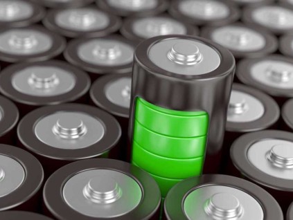 中国锂电池创下新电量纪录 达到特斯拉电池约三倍