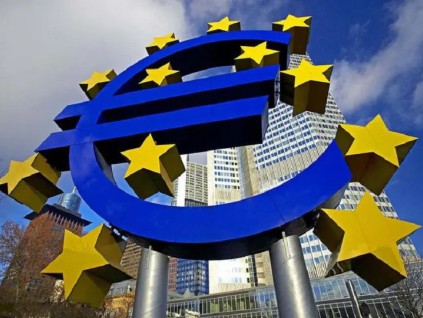 欧元区经济二季度小幅增长0.1％ 低于7月预估0.3%
