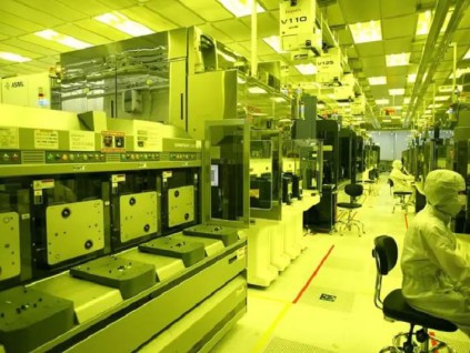 美放宽对韩国三星SK海力士在华工厂的芯片设备出口管制
