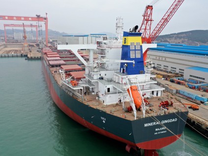 政策带动复苏大宗物资需求增 发往中国散装货轮运价暴涨三倍