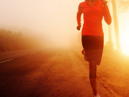 研究显示：跑步比走路更健康 两项运动均有显著效果